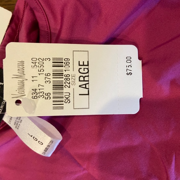 Beautiful pajama set - Picture 4 of 5